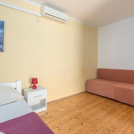 Apartments Stanko Fažana Esterno foto