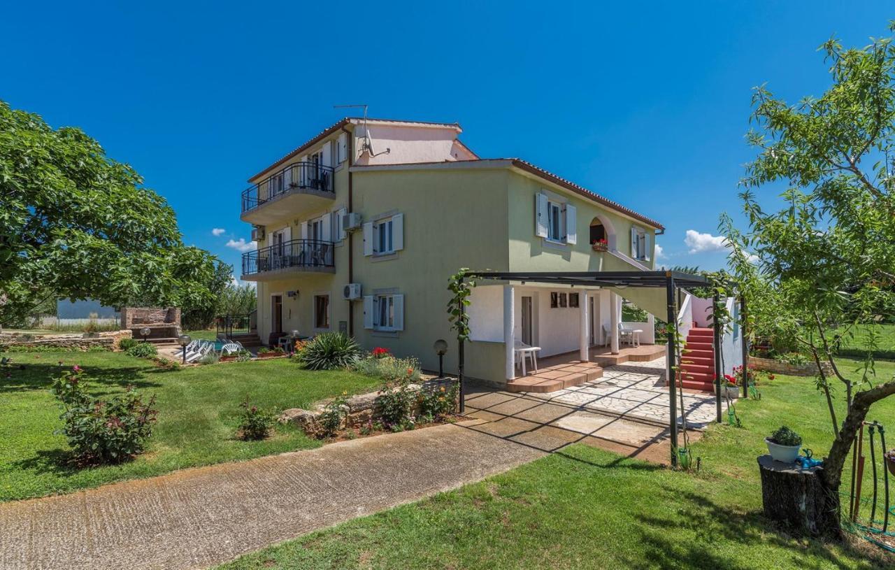 Apartments Stanko Fažana Esterno foto